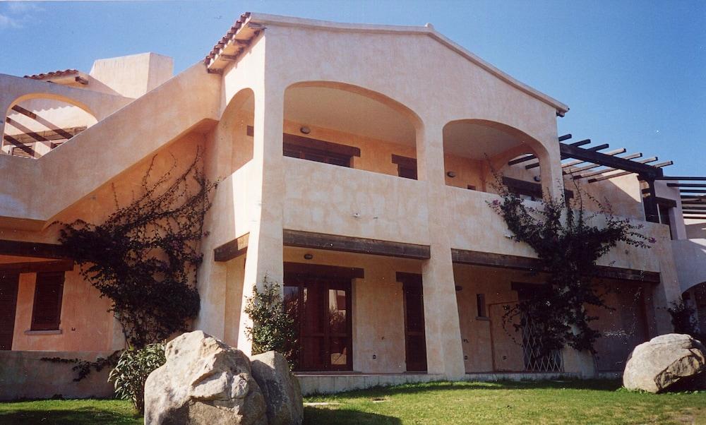 Le Corti Di Marinella Aparthotel Santa Marinella Εξωτερικό φωτογραφία